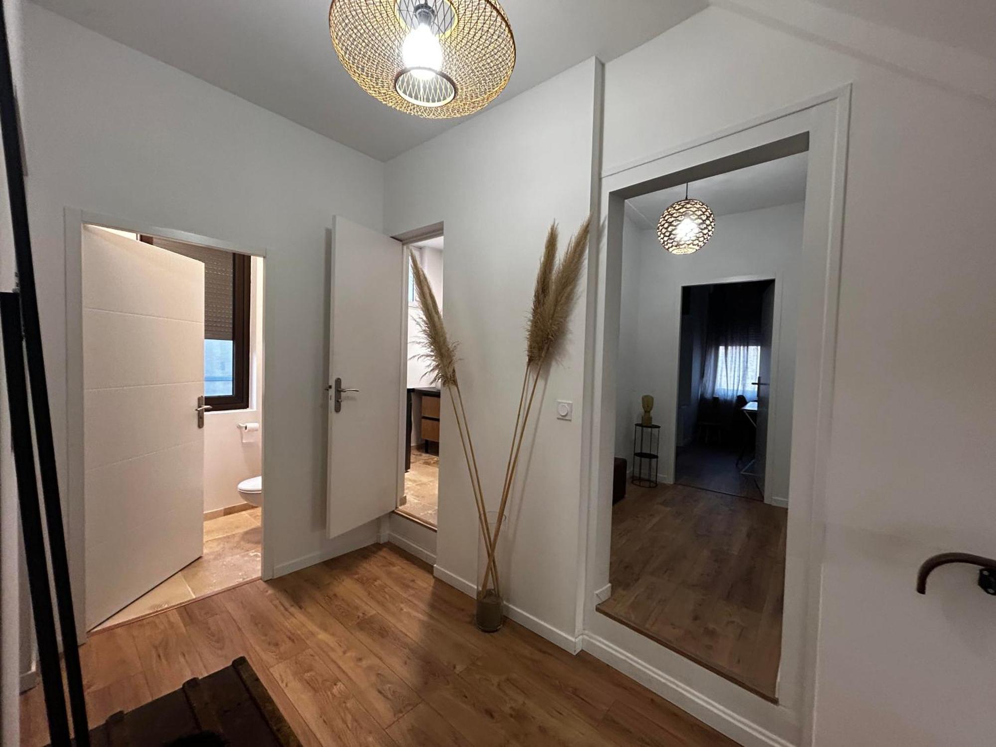 Апартаменты Le Paisiblement Votre 2 Ch, Terrasse, Clim, Park Монтобан Экстерьер фото